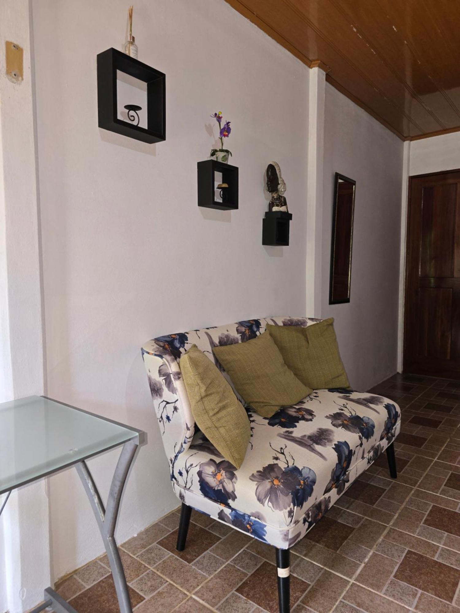 Tortuguero Hill Rooms Bagian luar foto